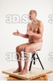 Sitting pose of nude Ed 0016